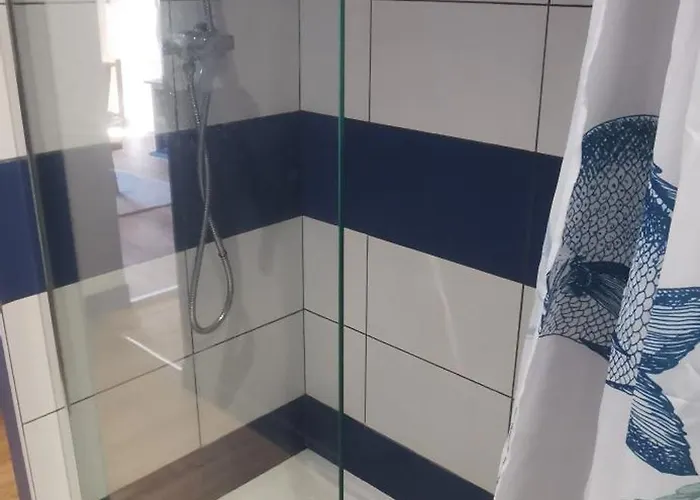 Bulle Marine Paisible Proche De La Gare Et Du Port Διαμέρισμα *